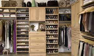 Walk in closet - Carroll County