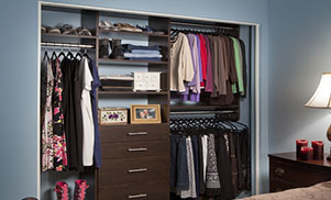 Women's Reach In Bedroom Closet - Howard Co